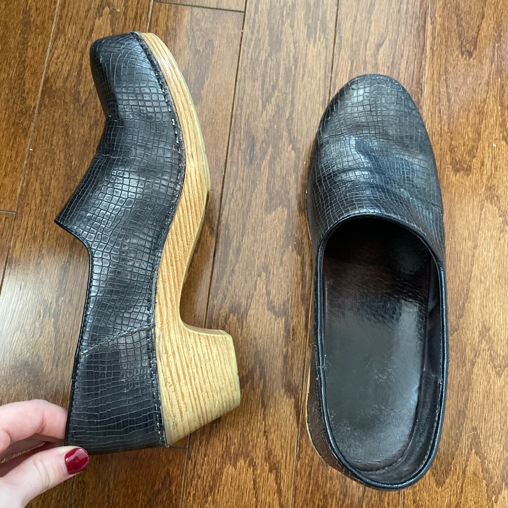Dansko clogs size 41